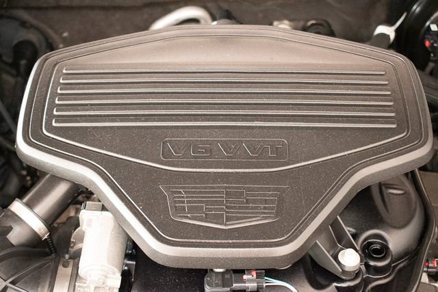 Used 2023 Cadillac XT6 Sport w/ LPO, Floor Liner Package AWD/4WD image 4