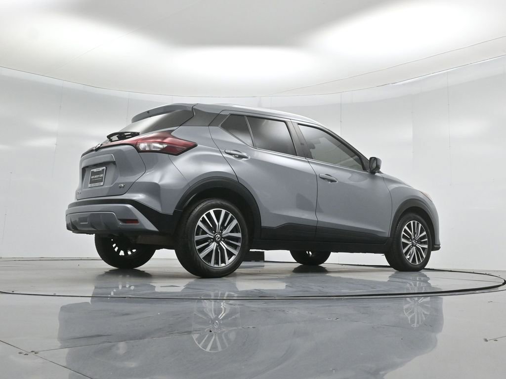 Used 2021 Nissan Kicks SV image 48