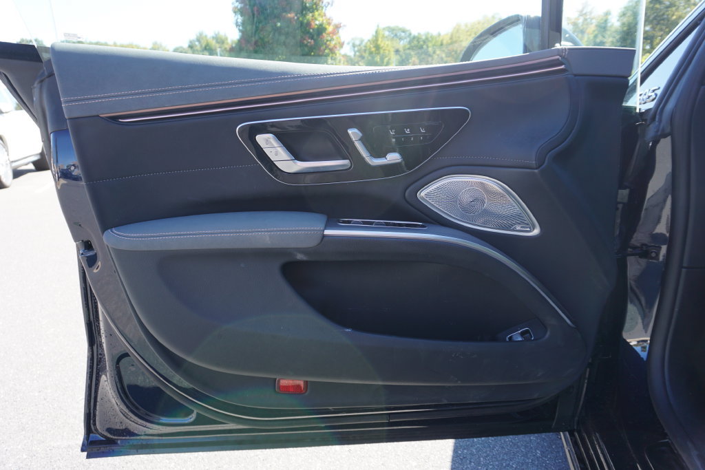 Used 2024 Mercedes-Benz EQS 450+ Sedan image 10