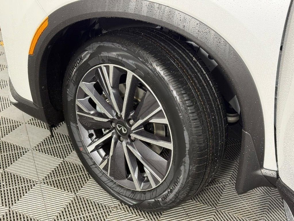 New 2026 INFINITI QX60 Luxe w/ Cargo Package image 12