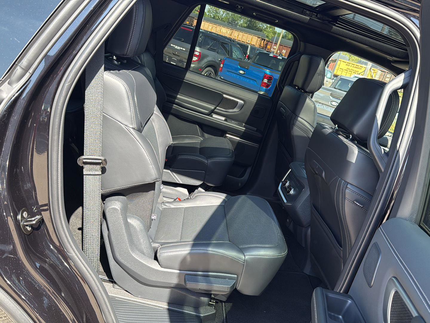 New 2025 Ford Expedition Platinum image 15