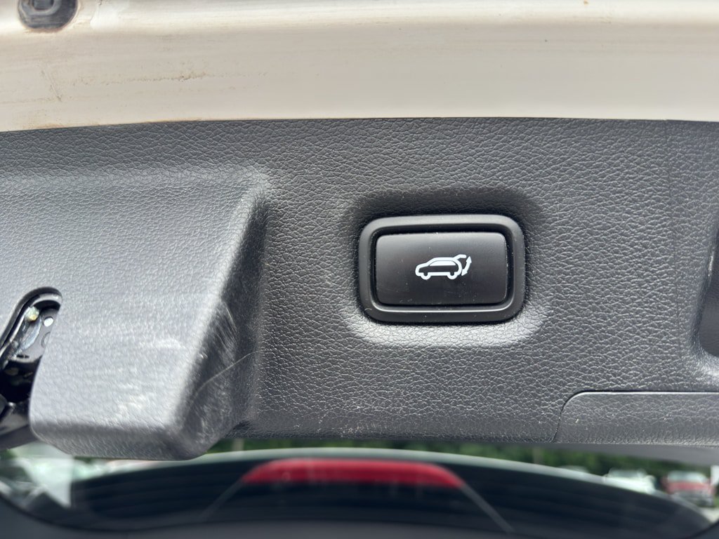 Used 2020 Hyundai Santa Fe SEL w/ Convenience Package AWD/4WD image 26
