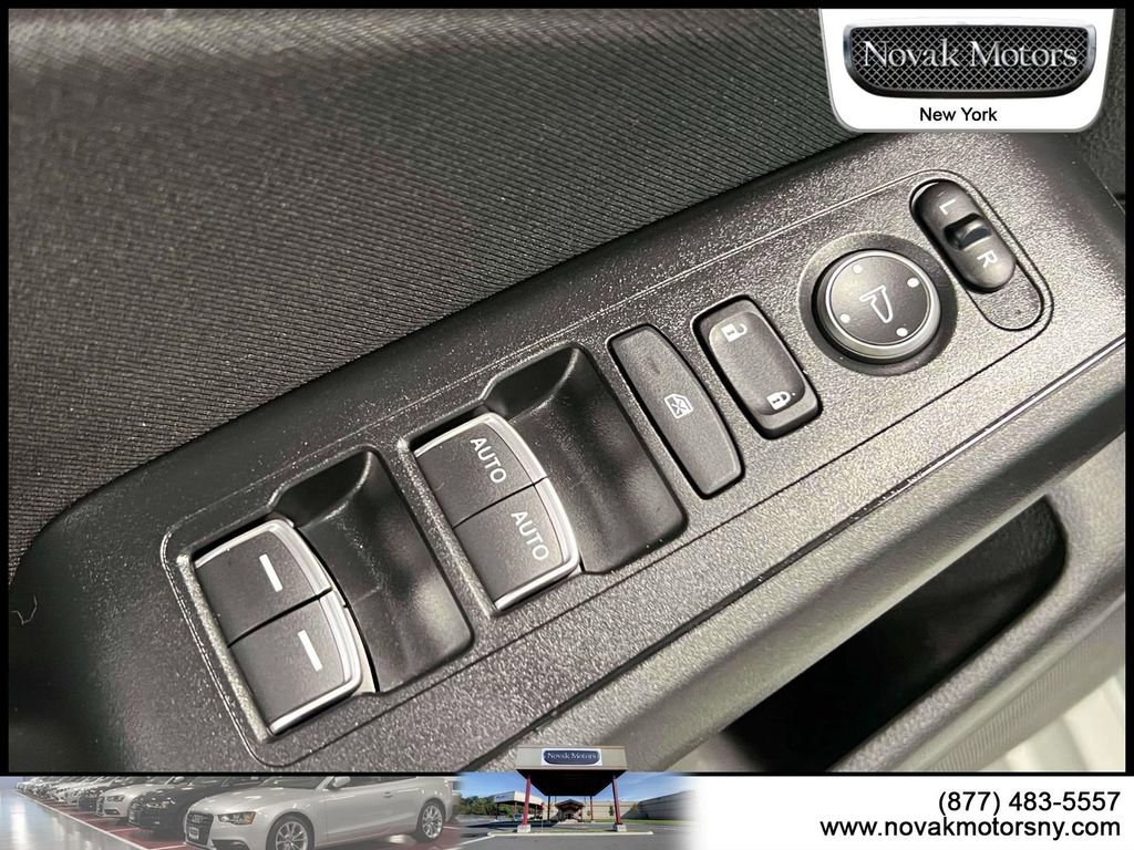 Used 2025 Honda Civic Sport image 18