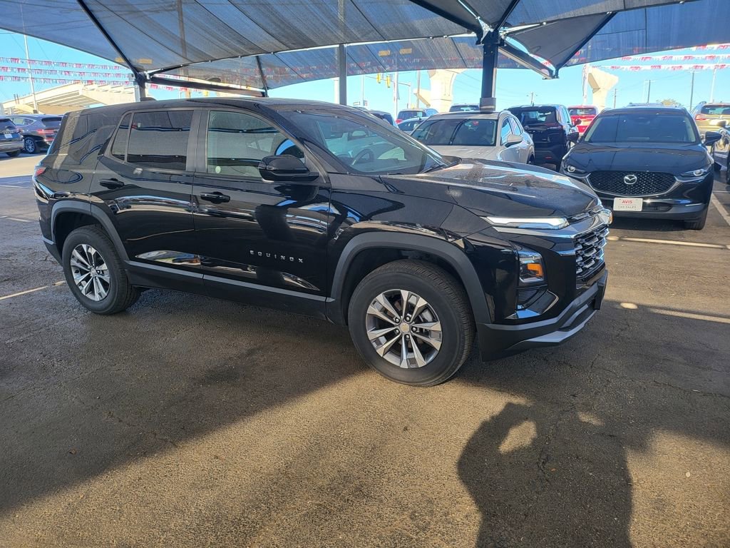 Used 2025 Chevrolet Equinox LT image 4