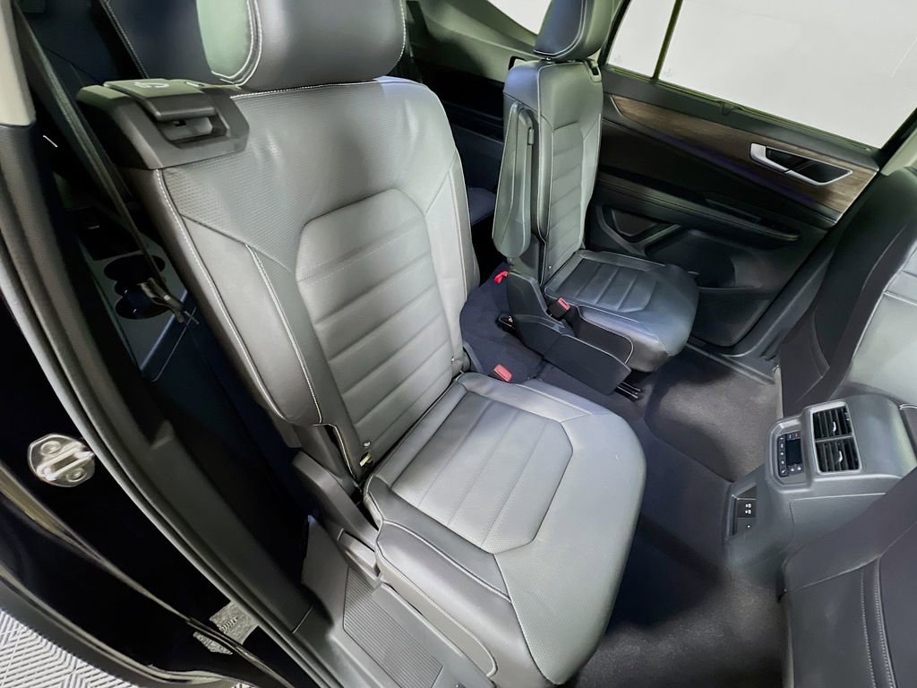 Used 2024 Volkswagen Atlas SEL image 29