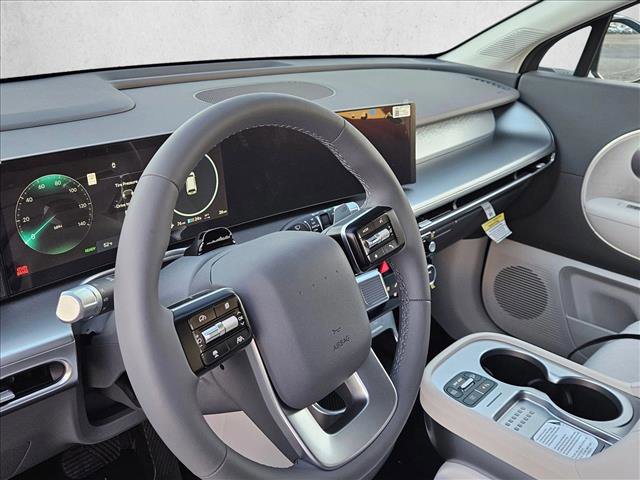 New 2026 Hyundai Ioniq 9 S image 3