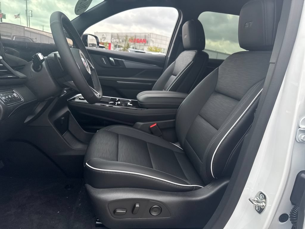 New 2026 Buick Enclave Sport Touring w/ Power Package FWD image 15