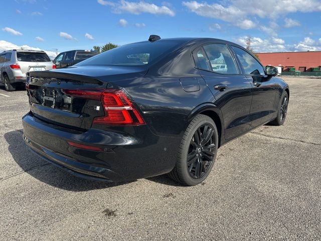 Used 2023 Volvo S60 B5 Plus w/ Climate Package image 5