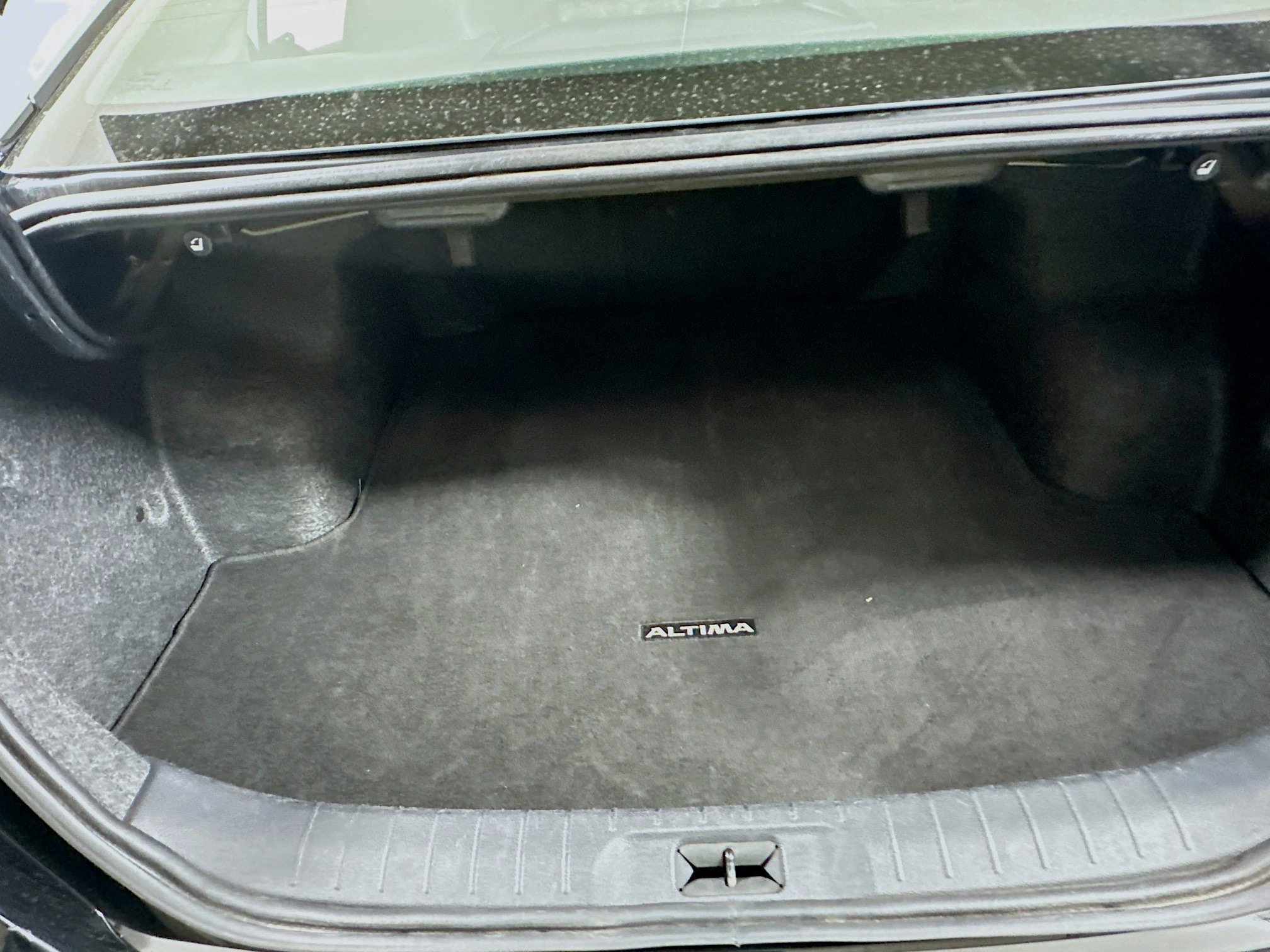 Used 2025 Nissan Altima 2.5 SV FWD image 26