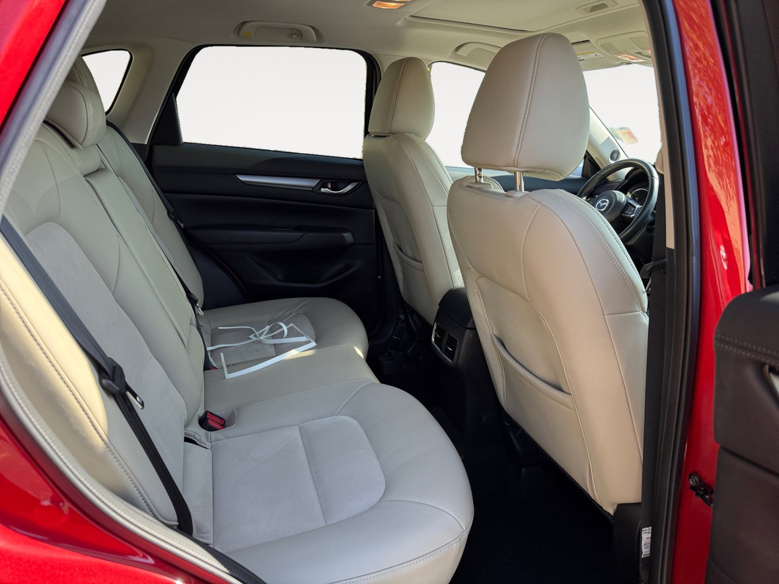 Used 2017 MAZDA CX-5 Touring w/ Preferred Equipment Package FWD image 18