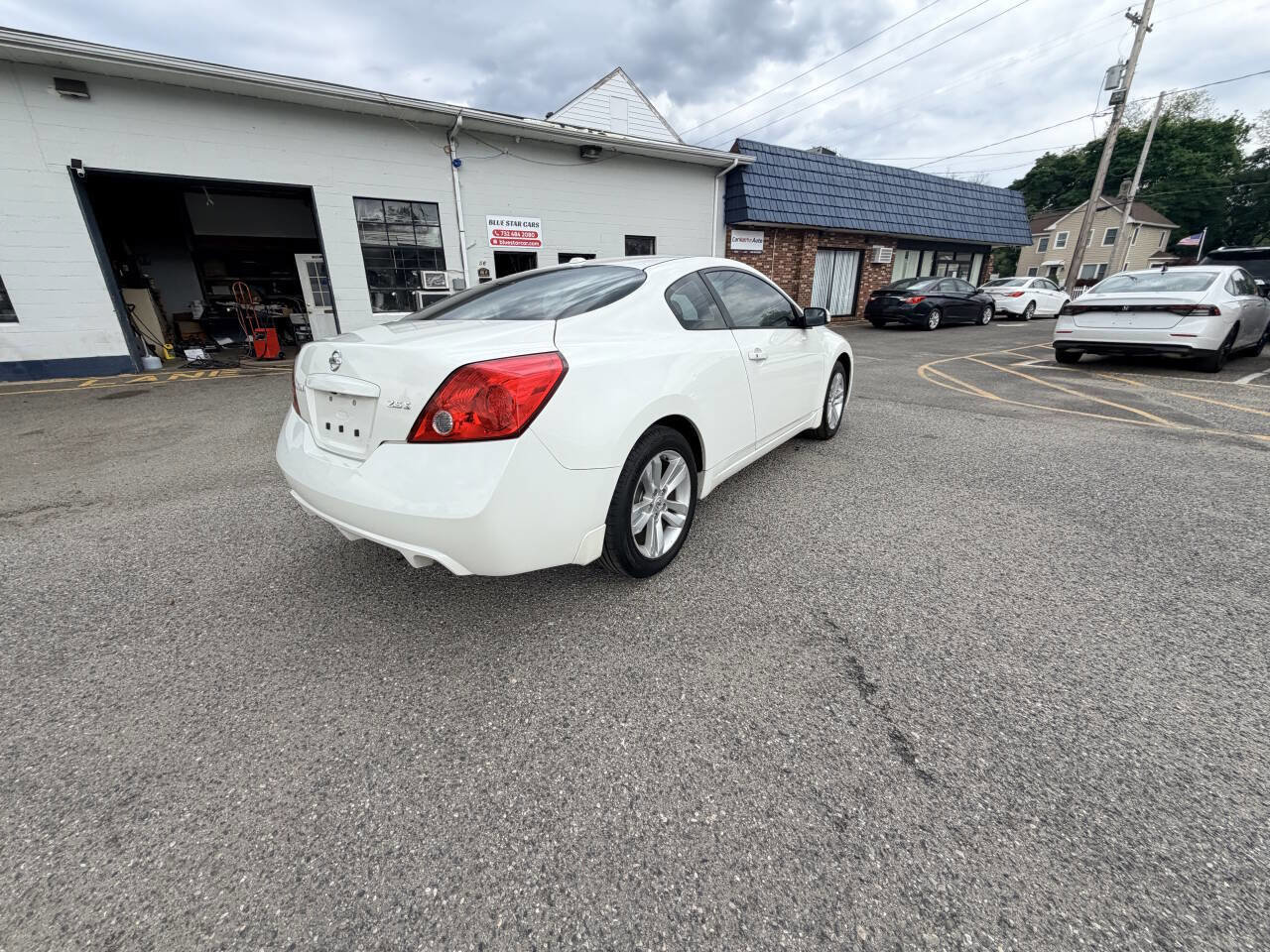Used 2011 Nissan Altima 2.5 S w/ 2.5S Premium Pkg FWD image 37