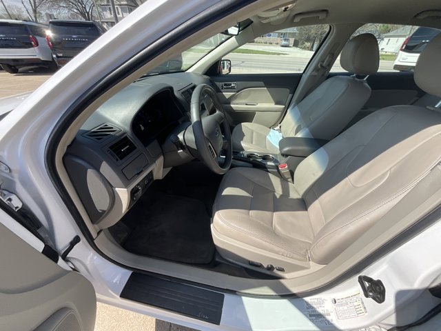 Used 2012 Ford Fusion SEL FWD image 11