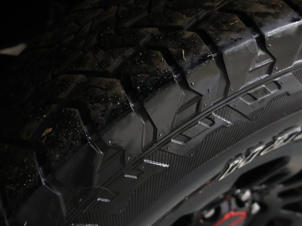 Used 2017 Toyota Tacoma TRD Pro image 31