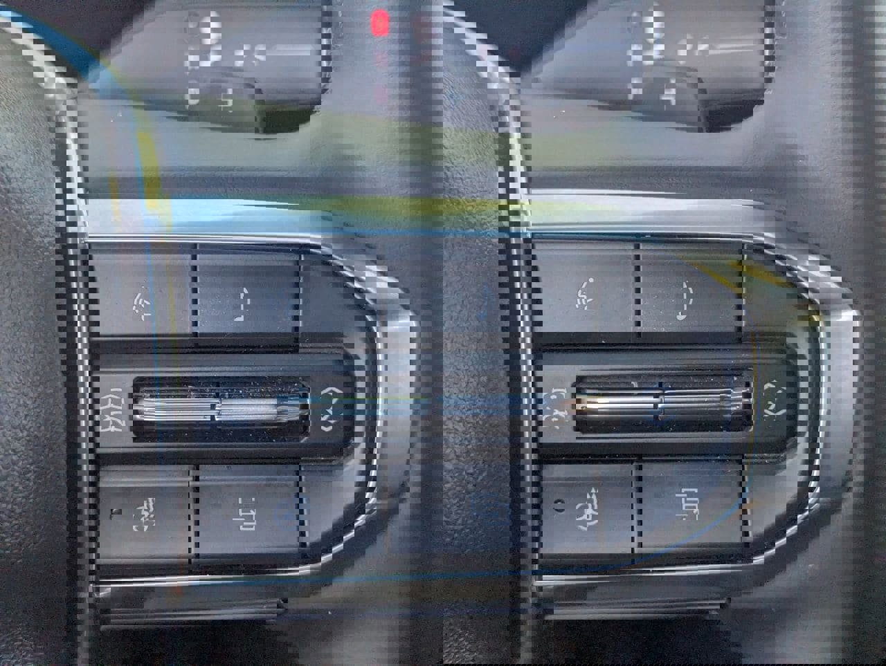 Used 2025 GMC Terrain Elevation image 24