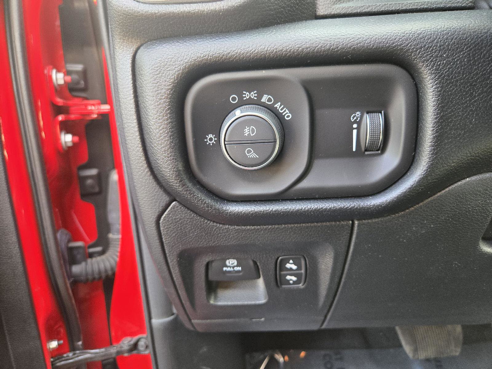 Used 2021 RAM 1500 Big Horn AWD/4WD image 15