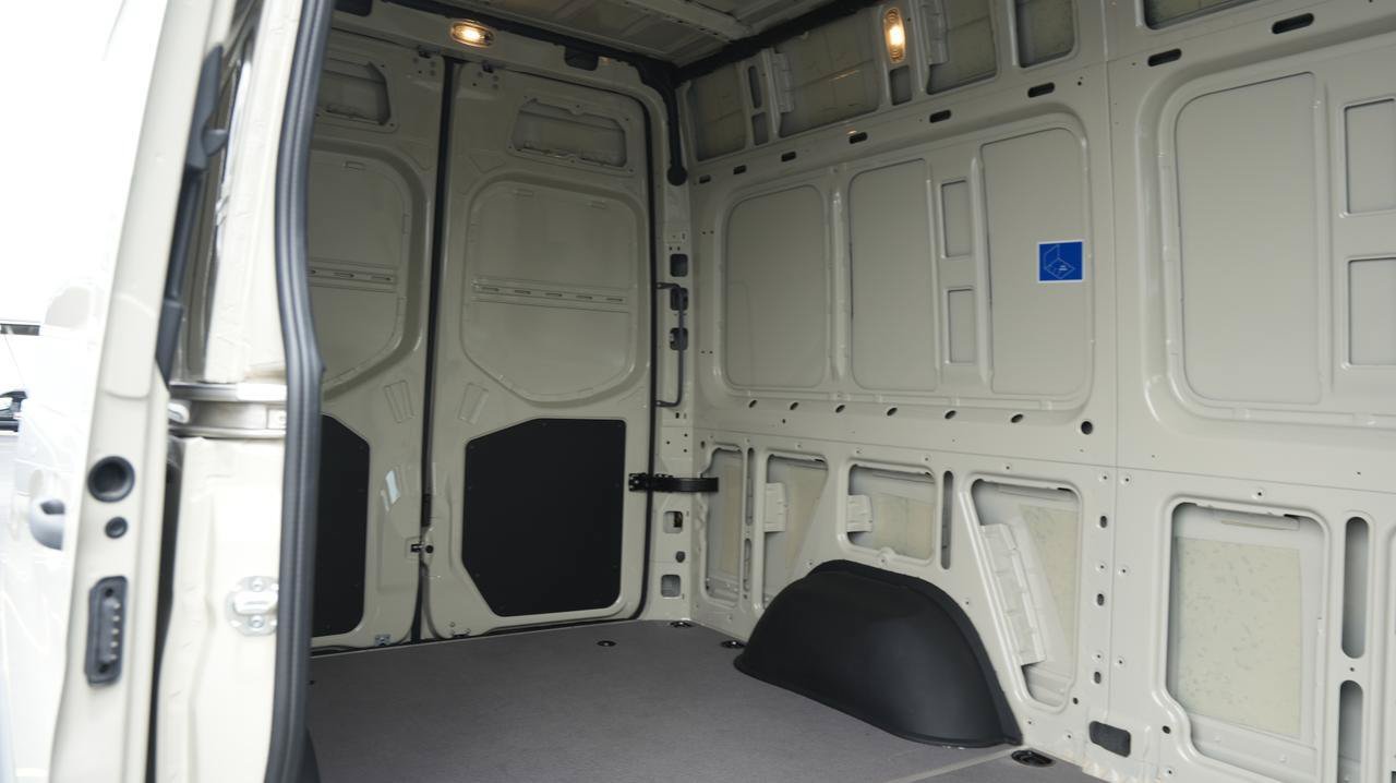 New 2026 Mercedes-Benz Sprinter 2500 image 10