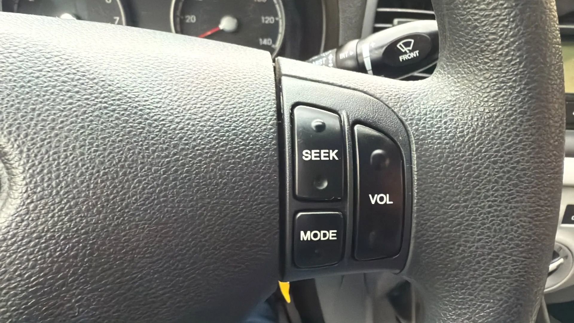 Used 2010 Hyundai Accent GLS w/ Premium Pkg 4 image 11