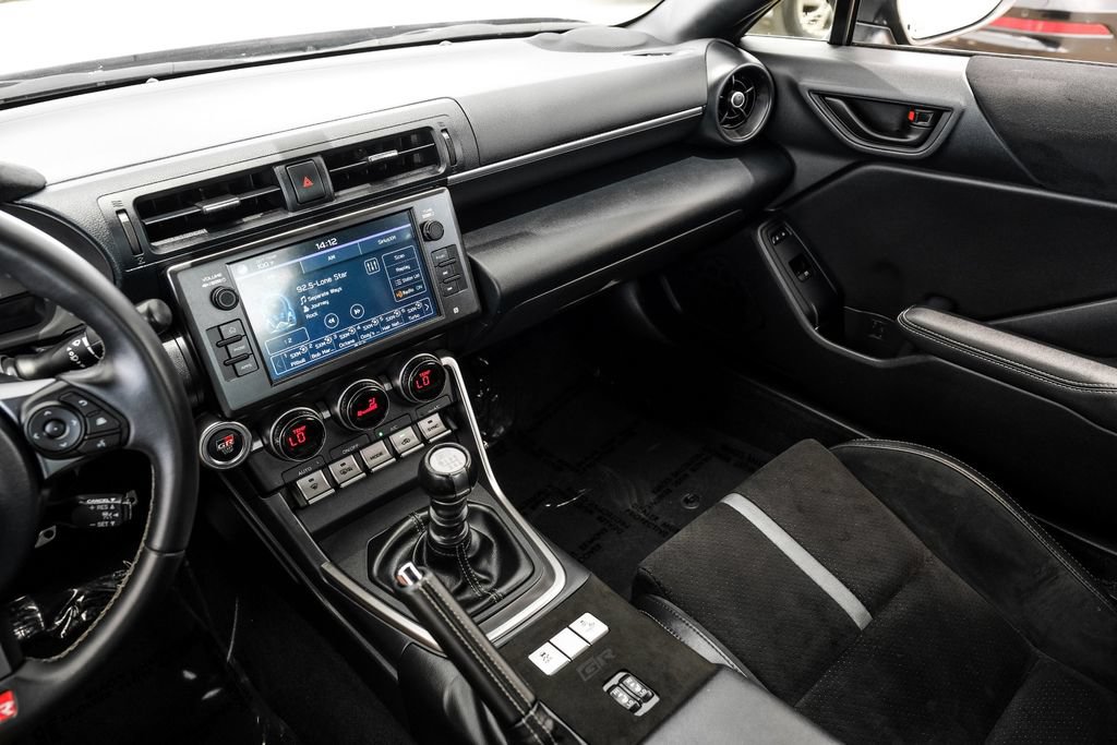 Used 2024 Toyota GR86 Premium w/ Performance Package RWD image 23