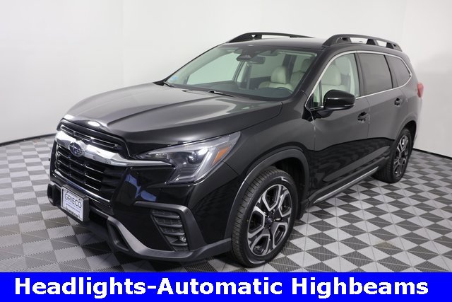 Used 2024 Subaru Ascent Limited image 4