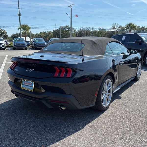 Used 2024 Ford Mustang GT Premium image 16