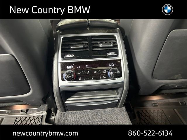 Used 2019 BMW 740i xDrive w/ Executive Package image 27