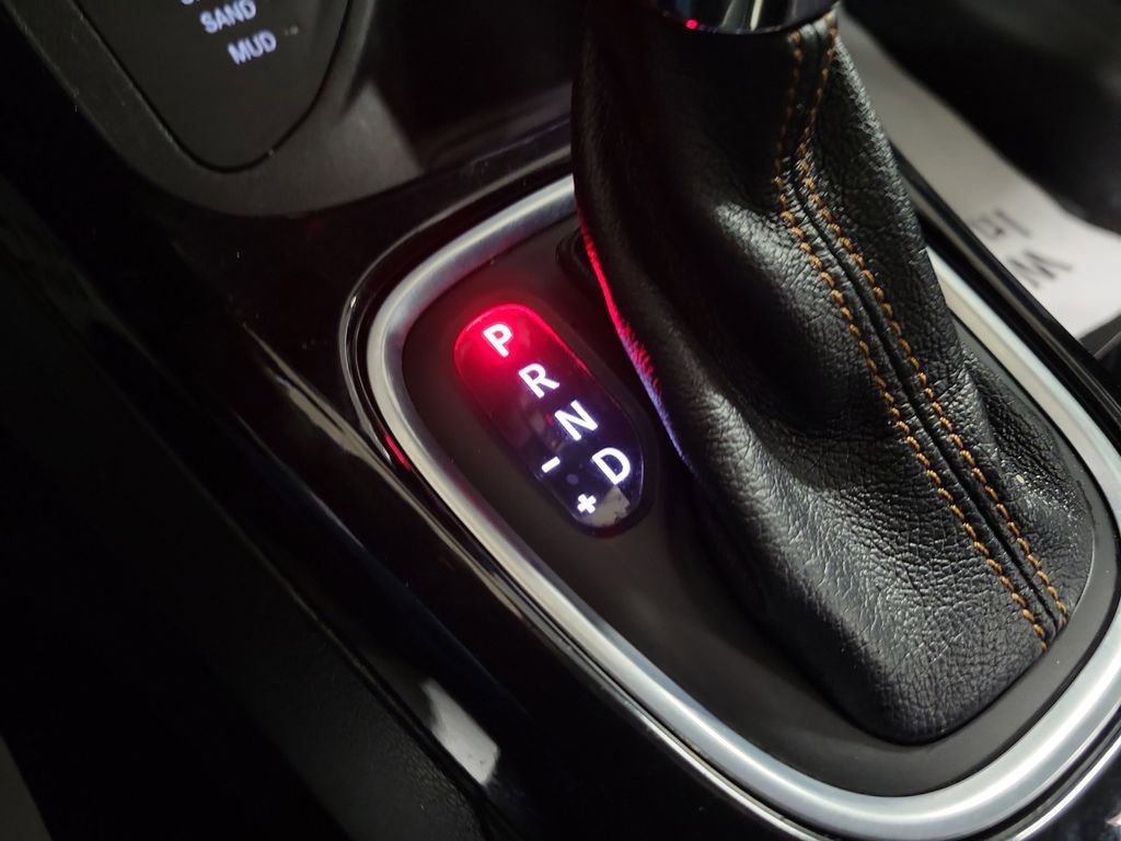 Used 2021 Jeep Compass Limited image 16