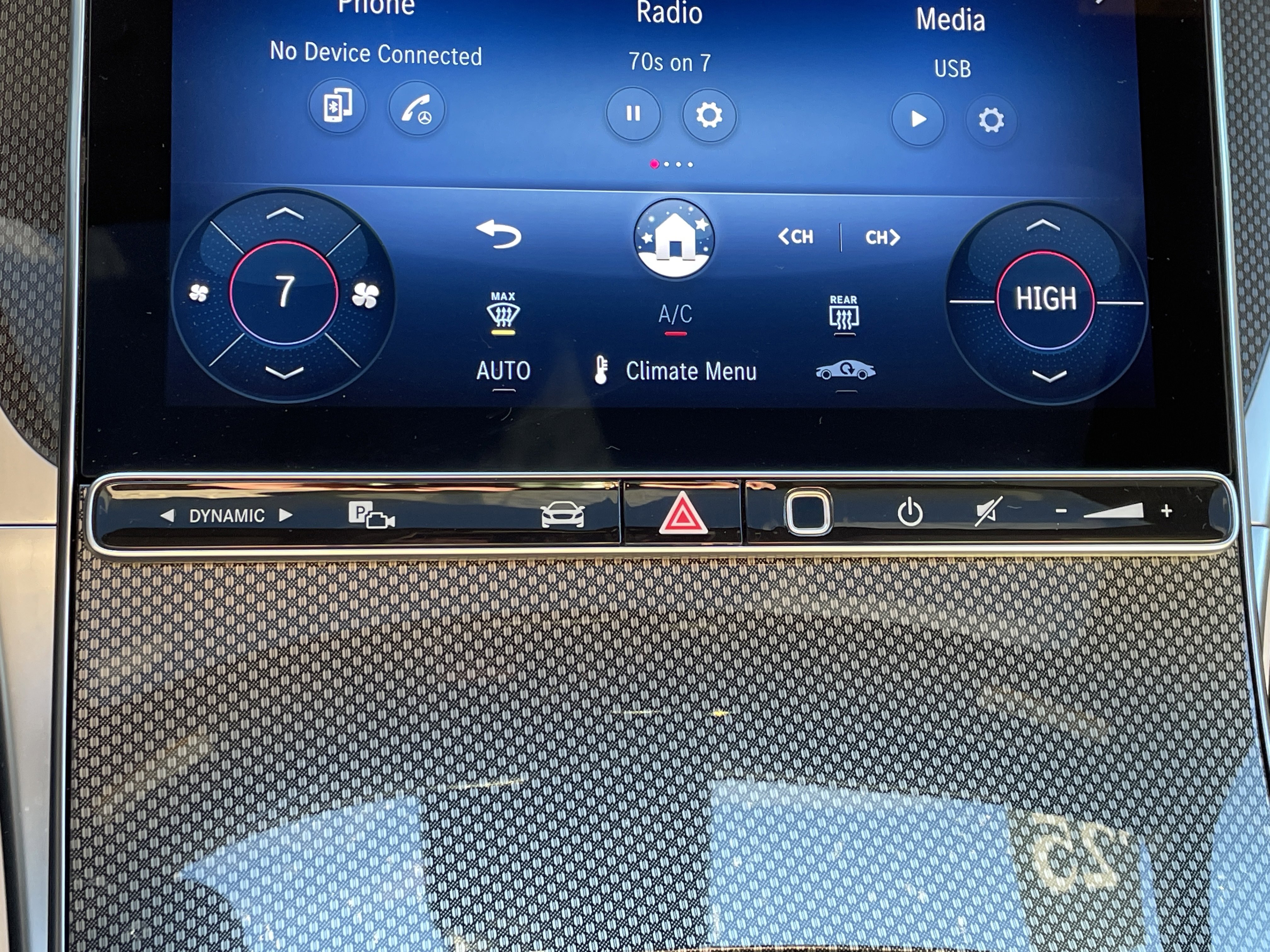 Certified 2025 Mercedes-Benz GLC 300 image 34