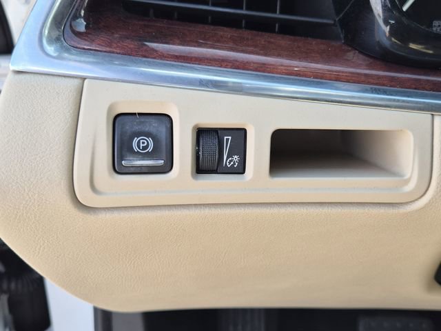 Used 2018 Cadillac XT5 Luxury w/ Driver Awareness Package image 24