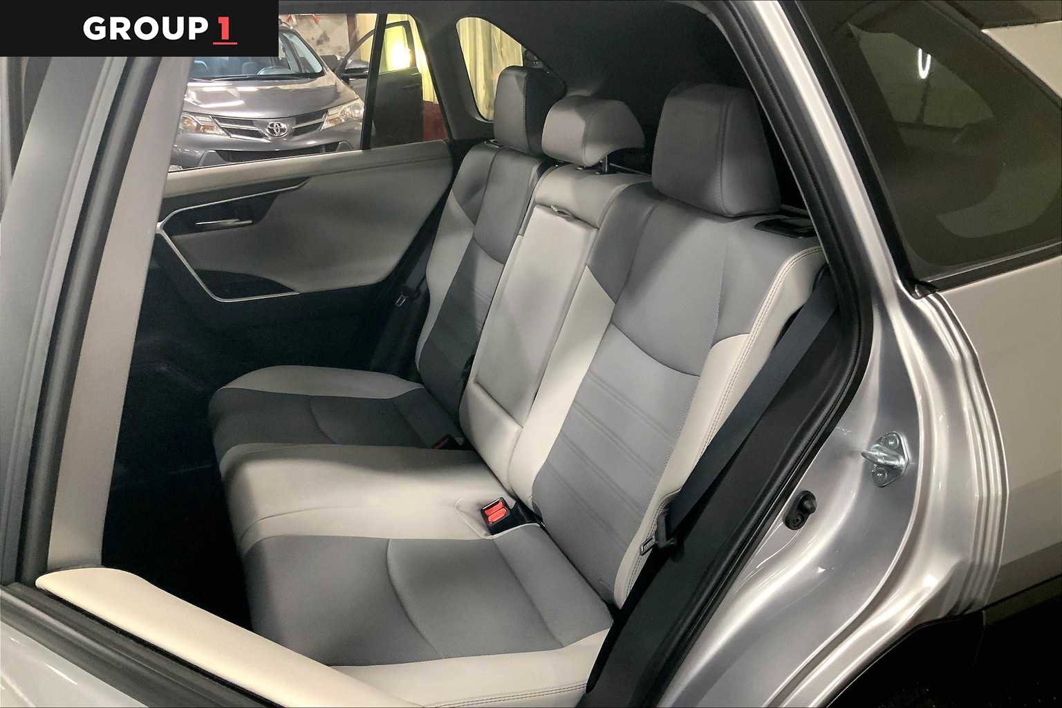 Used 2021 Toyota RAV4 Limited image 20