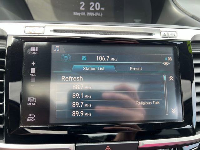 Used 2016 Honda Accord EX image 27