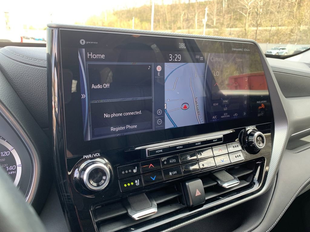 Used 2020 Toyota Highlander Platinum image 25