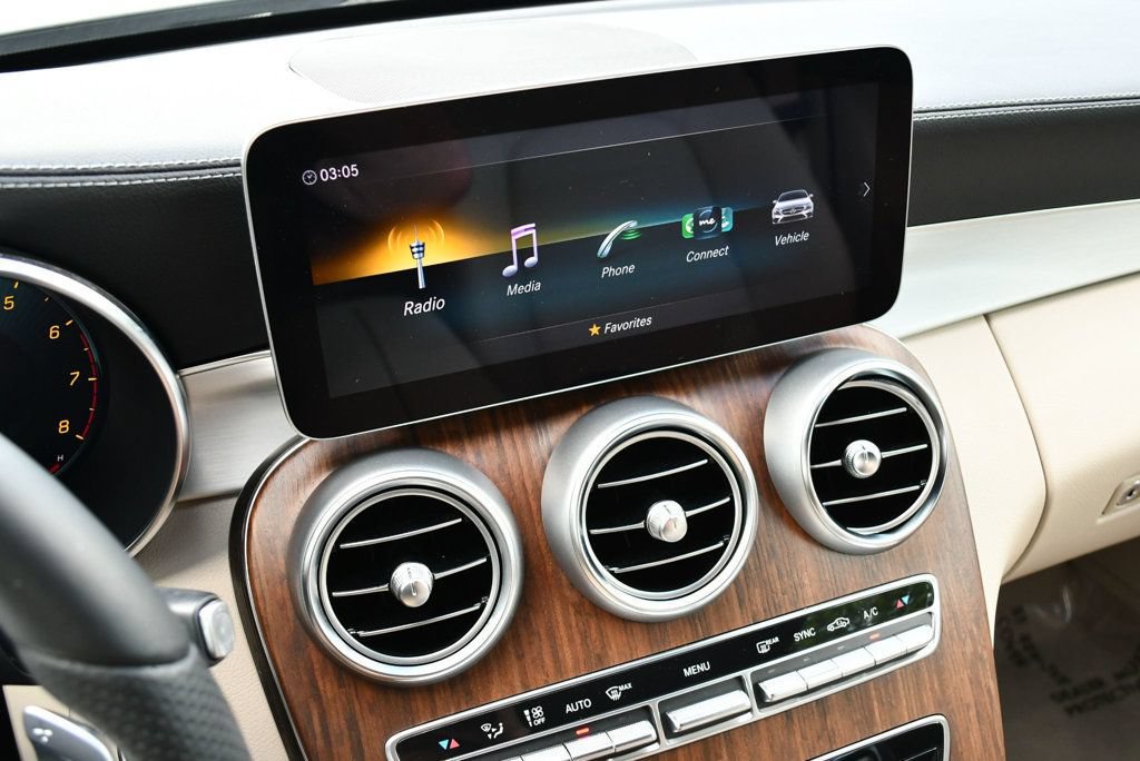 Used 2023 Mercedes-Benz C 300 Cabriolet image 68