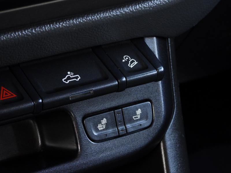 Used 2018 Chevrolet Colorado Z71 image 65