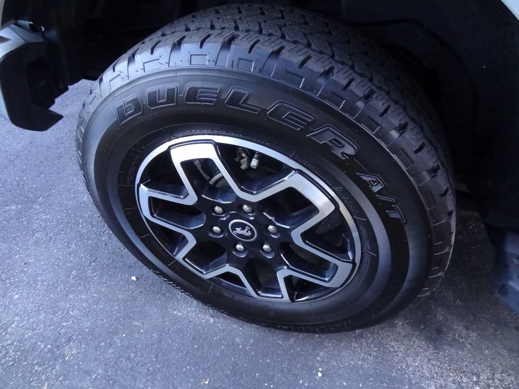 Used 2024 Ford Bronco Outer Banks AWD/4WD image 9