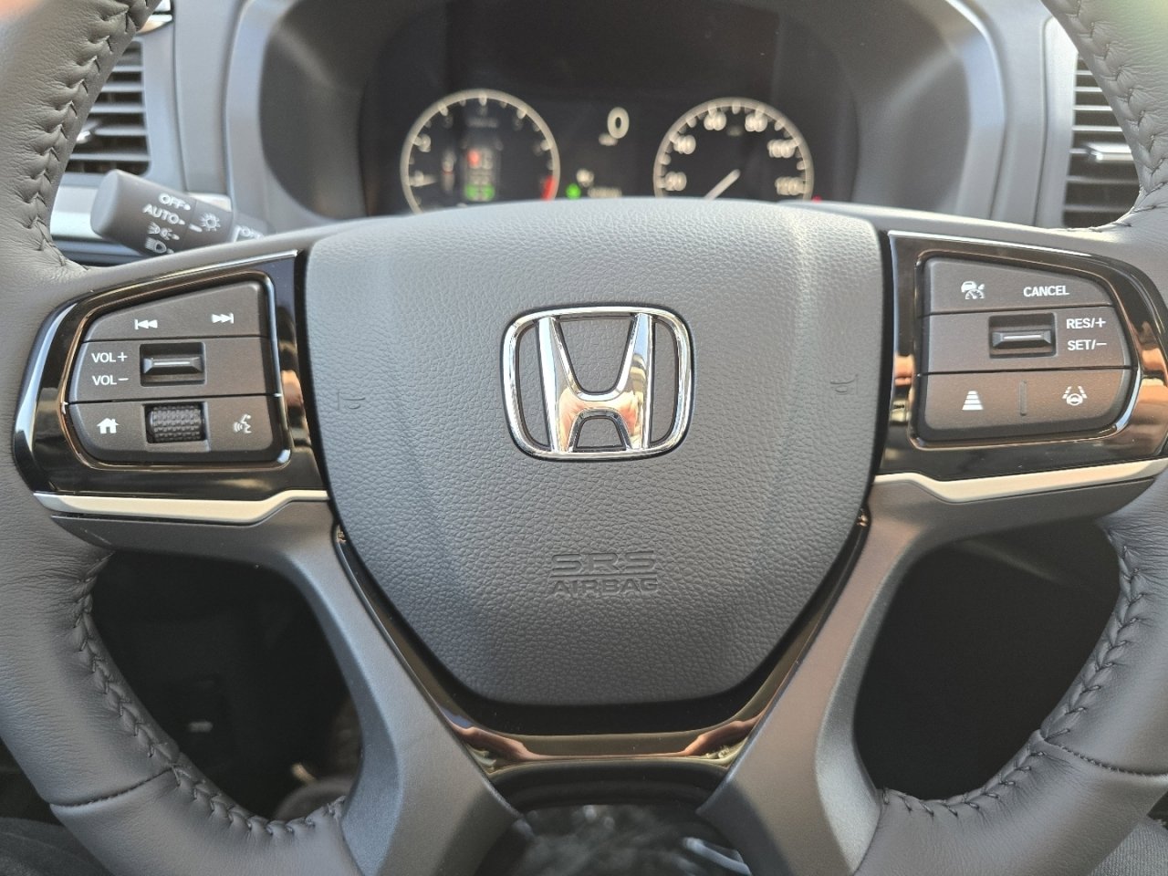 New 2026 Honda Odyssey Touring image 26