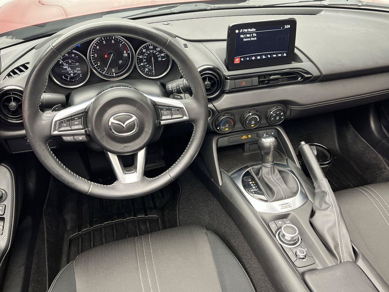 Certified 2021 MAZDA MX-5 Miata Club RWD image 10
