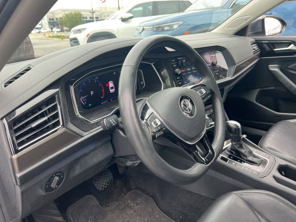 Used 2020 Volkswagen Jetta SEL Premium FWD image 12