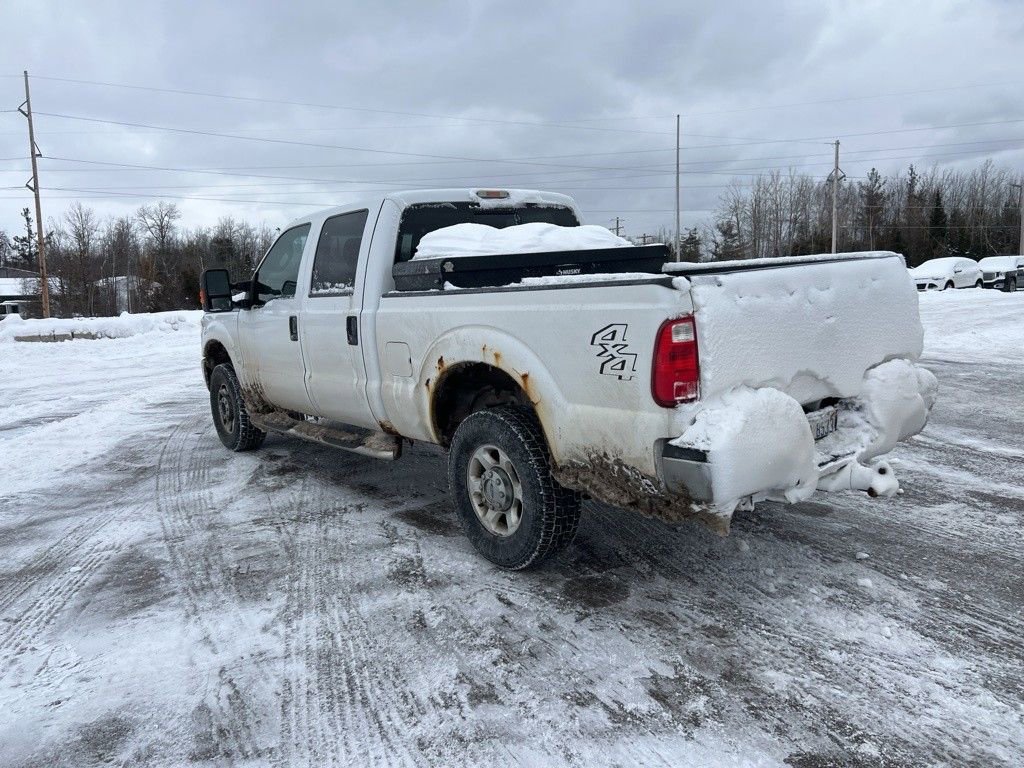 Used 2016 Ford F350 XLT w/ Camper Package image 3