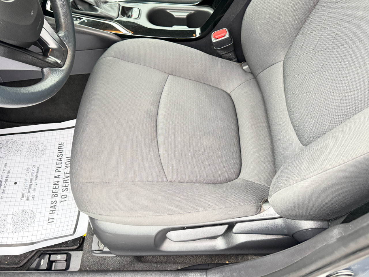 Used 2022 Toyota Corolla LE image 14