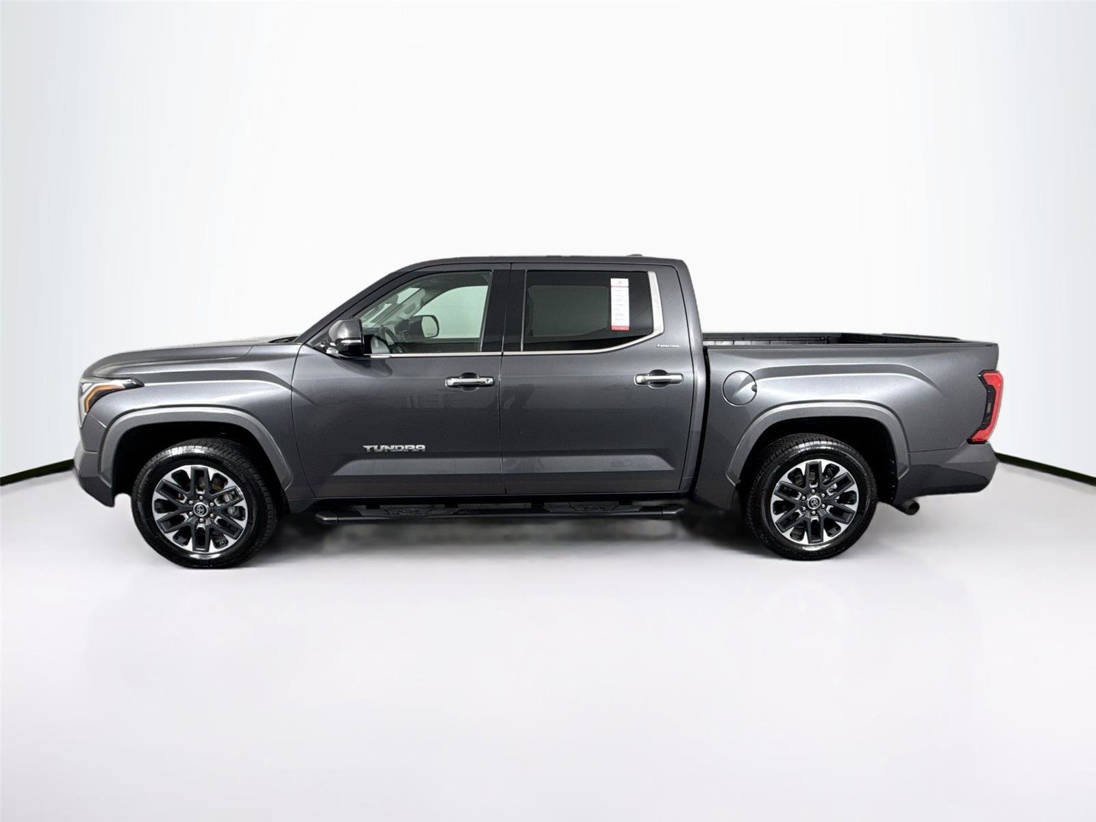 Used 2023 Toyota Tundra Limited AWD/4WD image 13