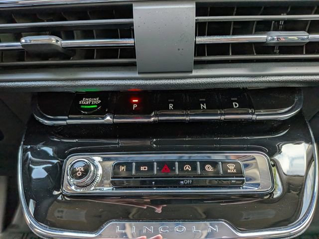 Used 2025 Lincoln Corsair FWD w/ Equipment Group 101A image 24