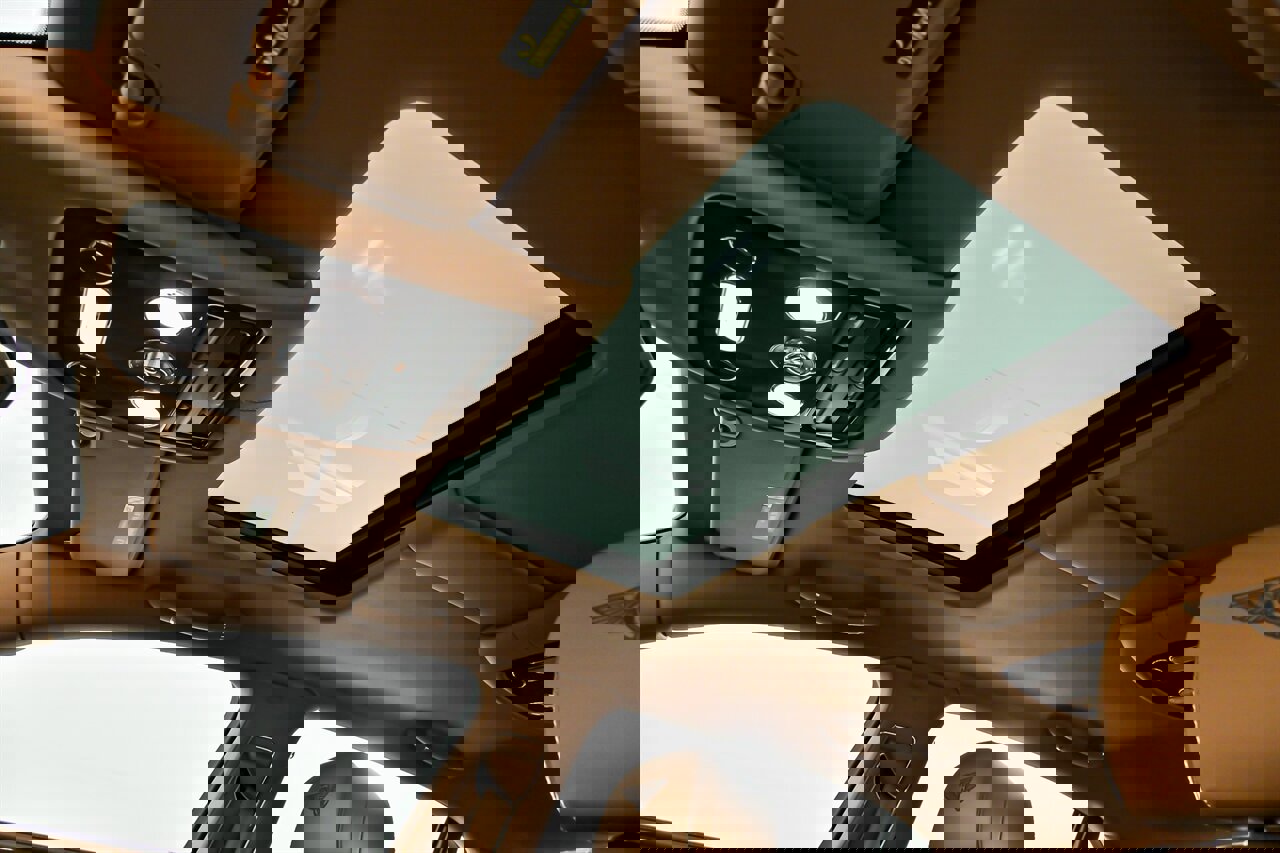 Used 2015 Bentley Flying Spur V8 image 25