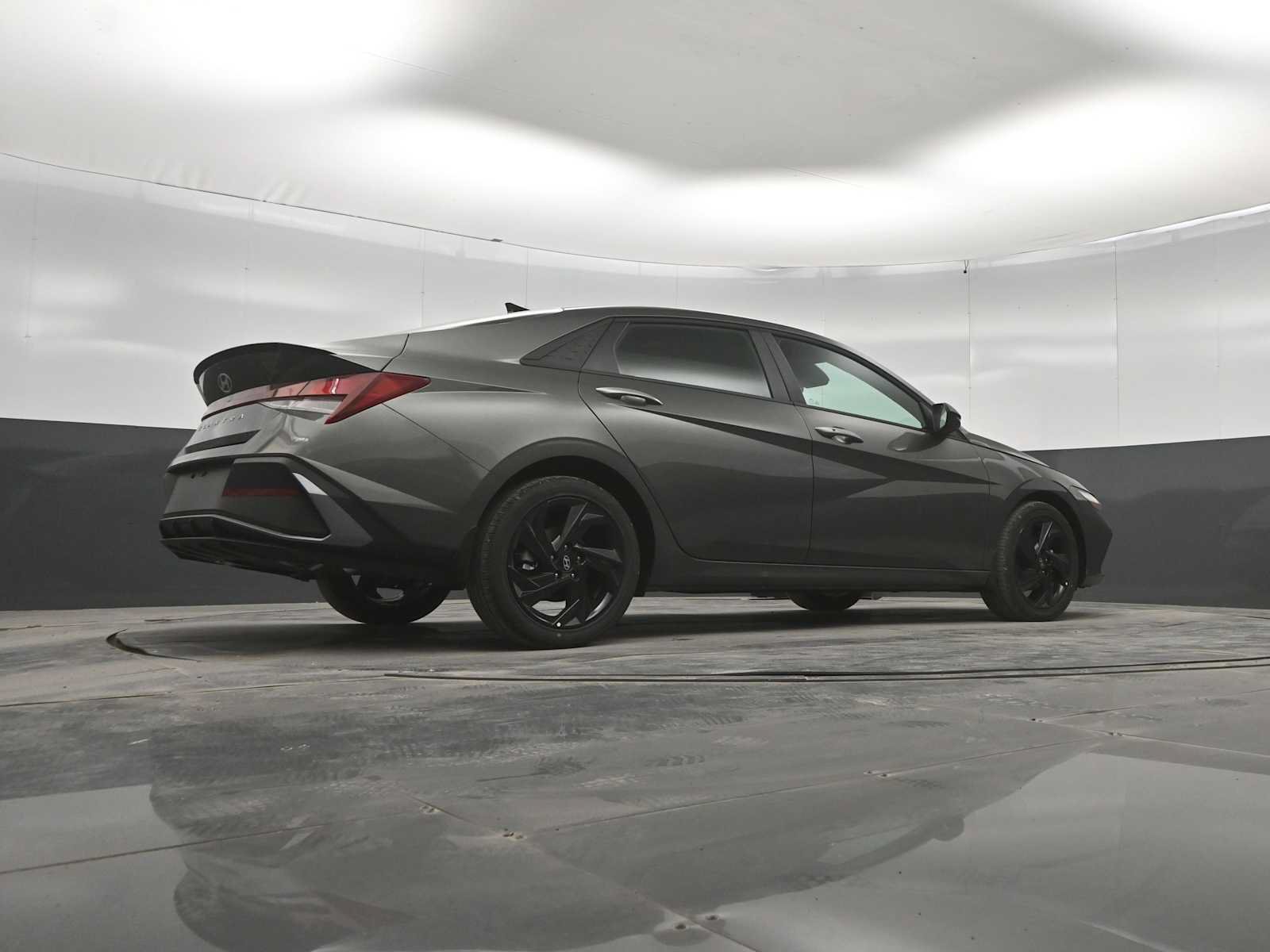 New 2026 Hyundai Elantra SEL Sport FWD image 40