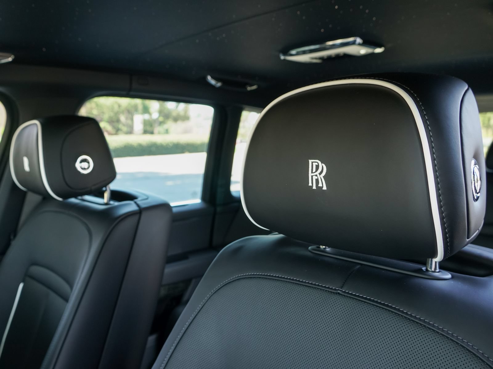 New 2027 Rolls-Royce Cullinan AWD/4WD image 21