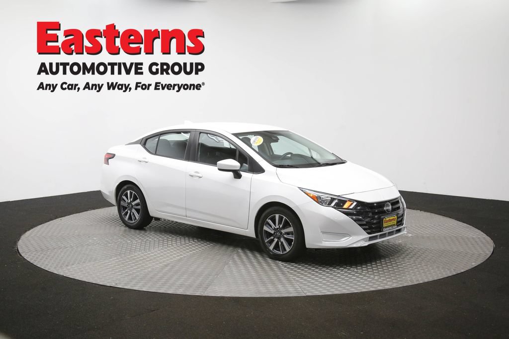 Used 2023 Nissan Versa SV FWD image 48