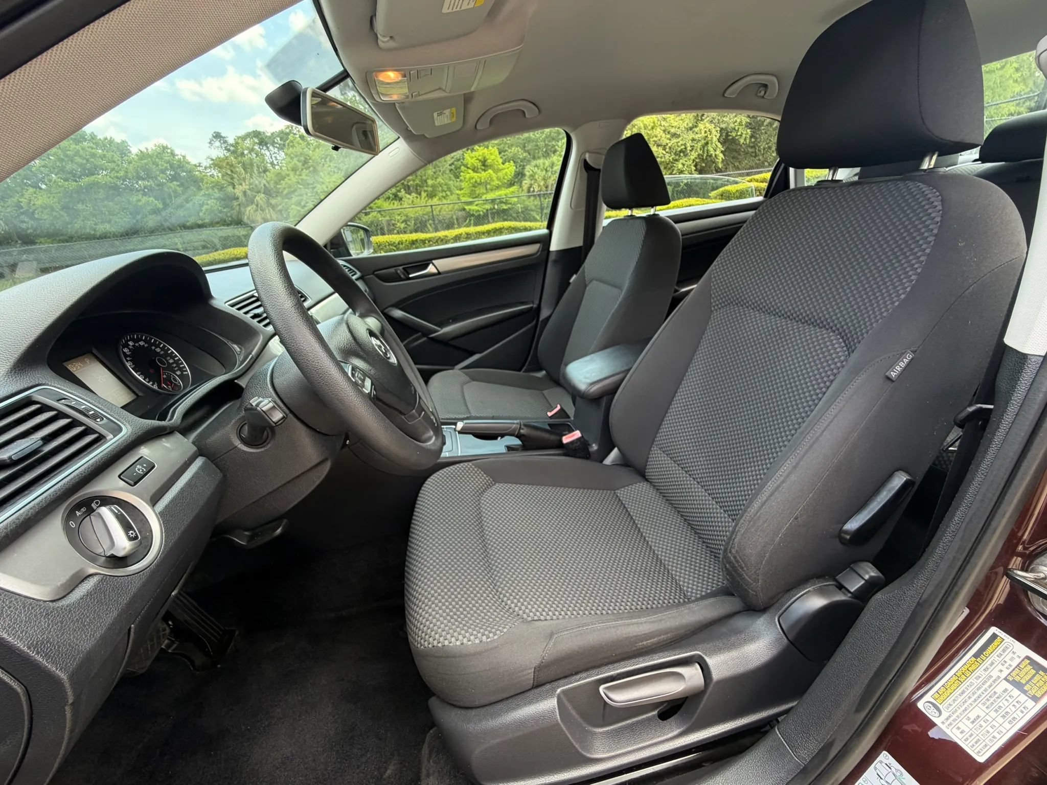 Used 2014 Volkswagen Passat 2.5 S FWD image 14
