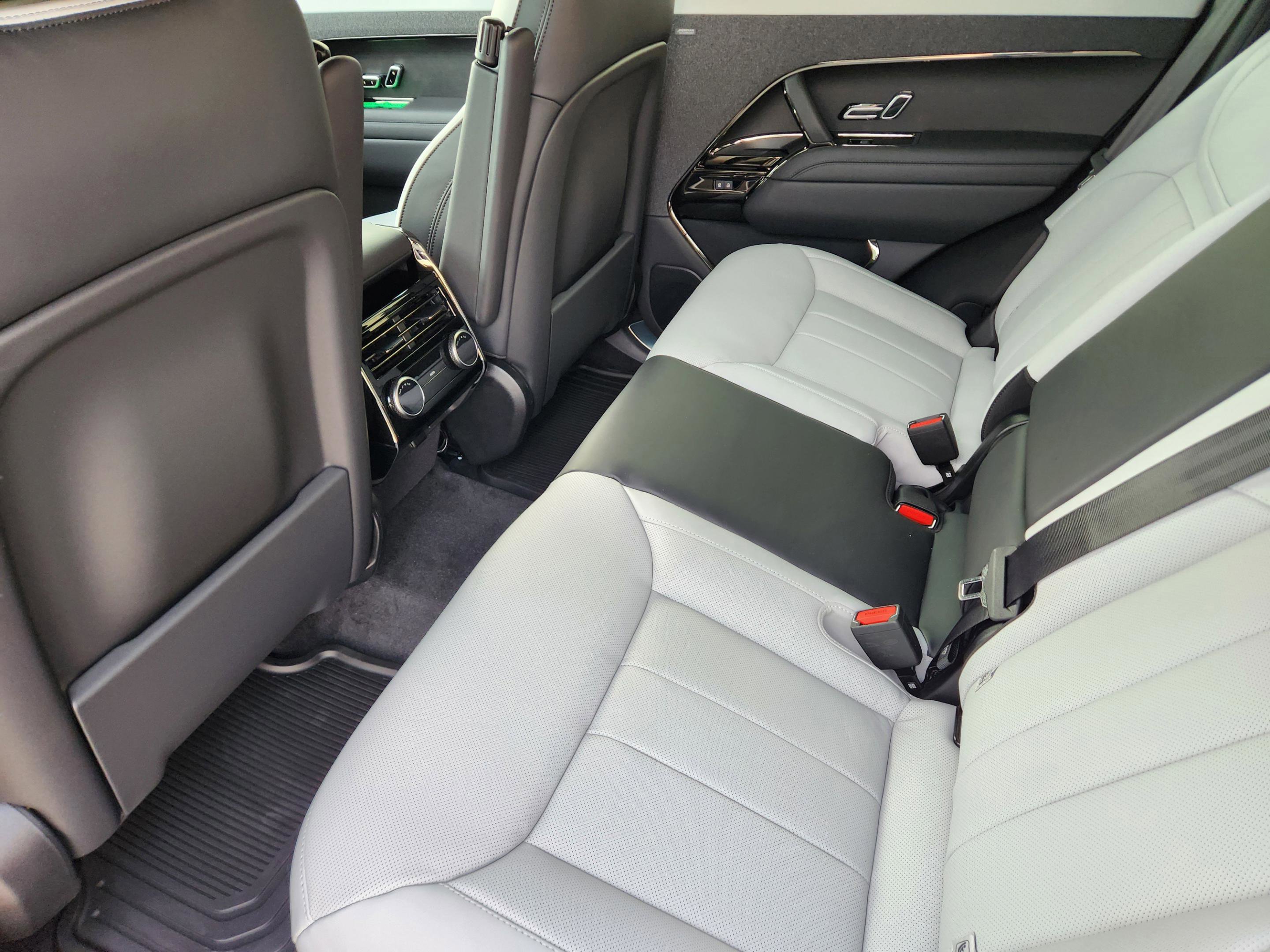 New 2026 Land Rover Range Rover Sport Autobiography AWD/4WD image 22