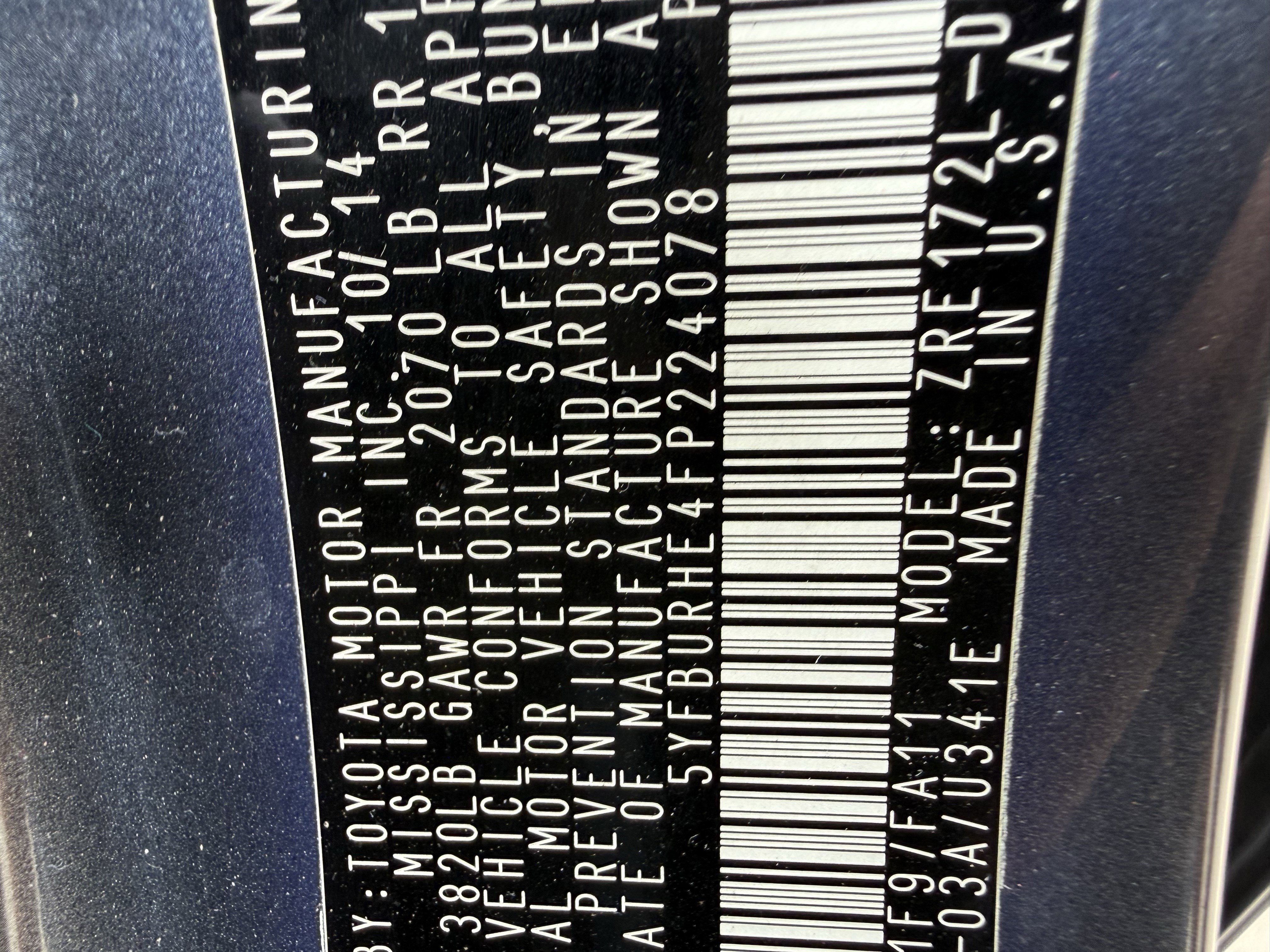 Used 2015 Toyota Corolla L FWD image 28