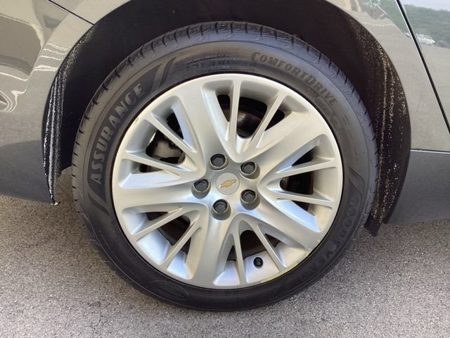 Used 2019 Chevrolet Impala LS FWD image 9