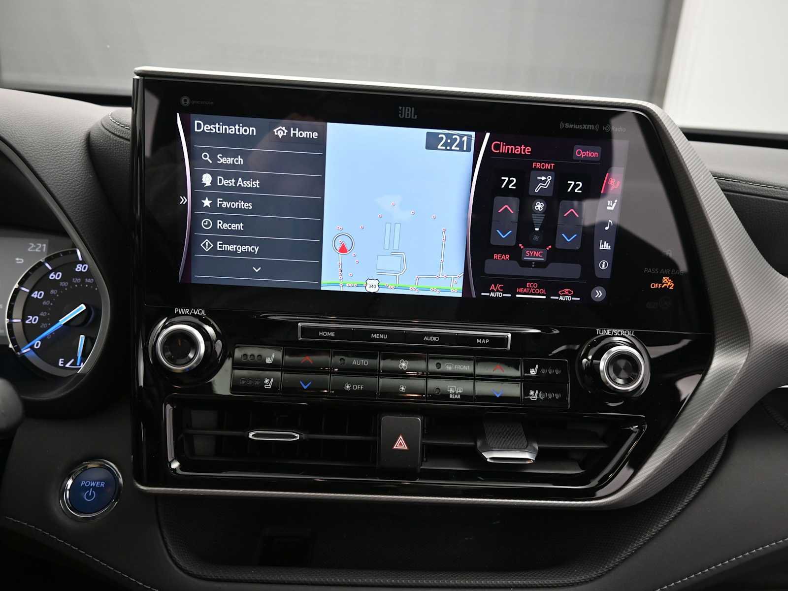 Used 2022 Toyota Highlander Platinum image 16